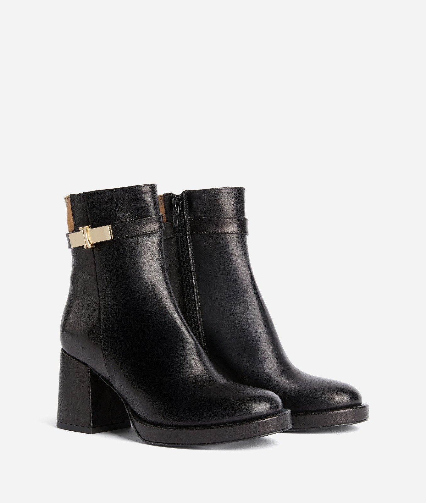 Cizme lekure me take, Te zeza