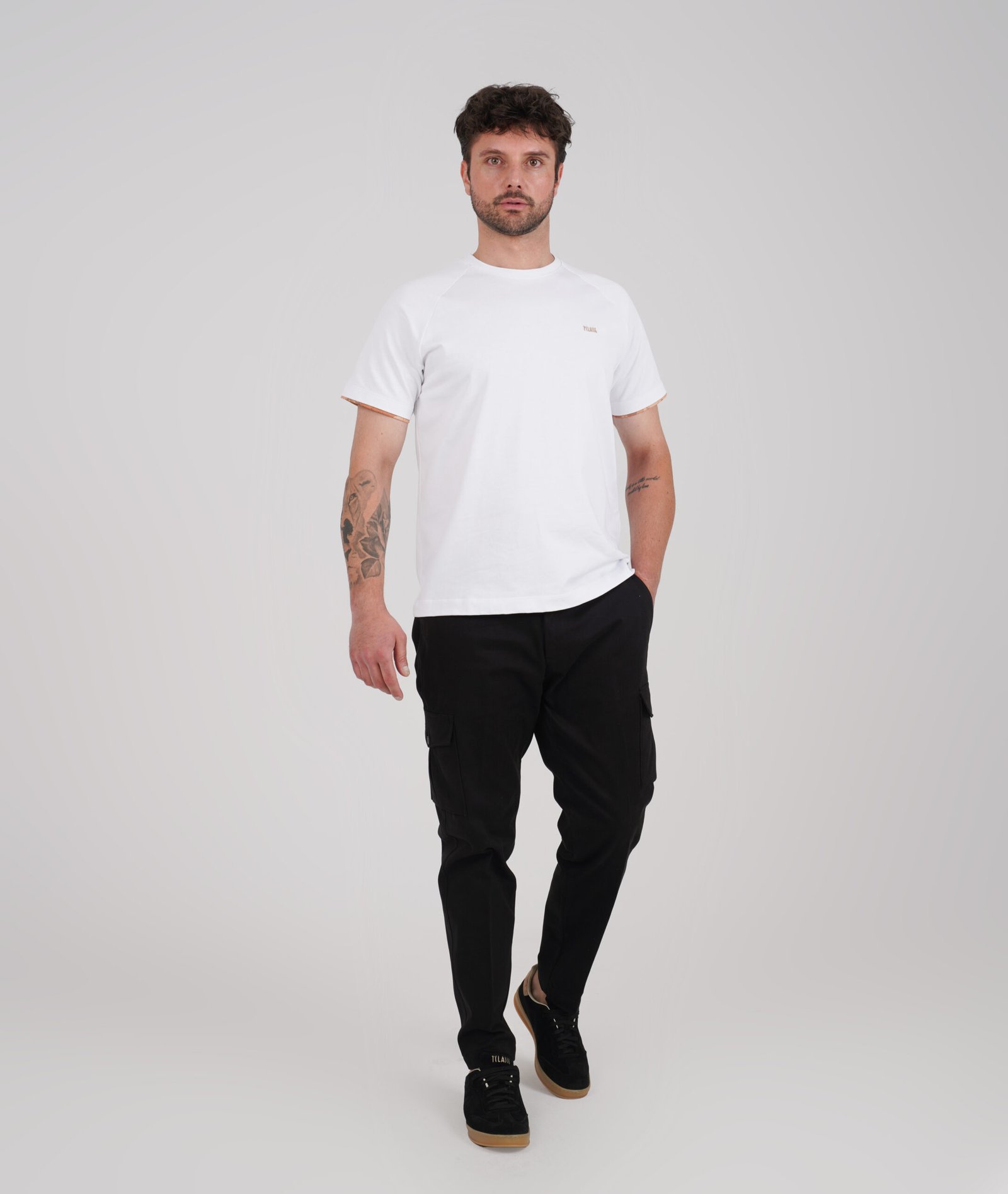 T-shirt I bardhe me detaj Geo Classic